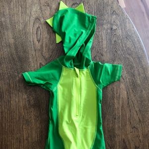 ❄️3/$25 Dino Sun suit